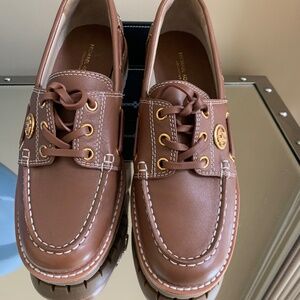 NEW WITHOUT TAGS - BROWN MICHAEL KORS COLLECTION LEATHER LOAFERS - Size …